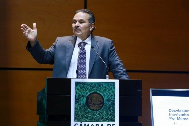 El director general de Pemex, Octavio Romero Oropeza, dijo que sigue siendo la empresa productiva más grande del país y continúa siendo el principal contribuyente de las finanzas públicas. Foto Luis Castillo / Archivo