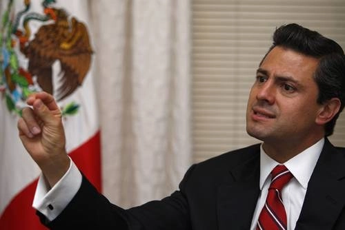 La petición para que Odebrecht aportara recursos a la campaña presidencial priísta "venía directamente del entonces candidato, Enrique Peña Nieto", señala el ex director de Petróleos Mexicanos Emilio Lozoya en su denuncia ante la FGR. Foto Cristina Rodríguez / Archivo