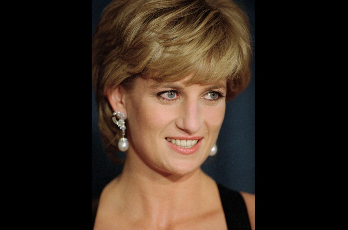 La princesa Diana, el 11 de diciembre de 1995, en la cena anual de United Cerebral Palsy en Nueva York. Foto Ap