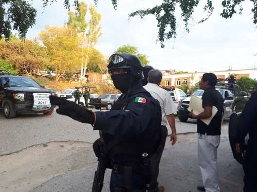 El periodista Bertín Chino González fue detenido este jueves alrededor de las 17 horas en el poblado Horcasitas del municipio de San Luis Acatlán. Foto Sergio Ocampo / archivo