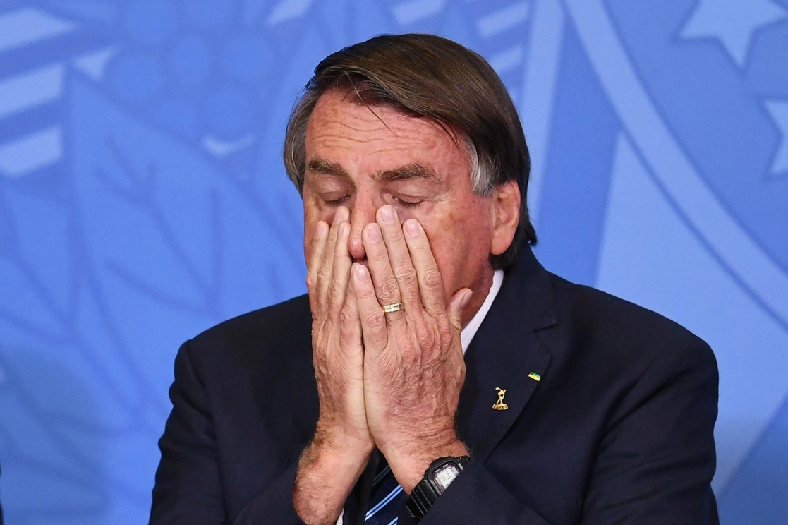 Jair Bolsonaro perdió el juicio por daño moral interpuesto por la periodista de ‘Folha de S. Paulo’, Patrícia Campos Mello. Foto Afp / Archivo