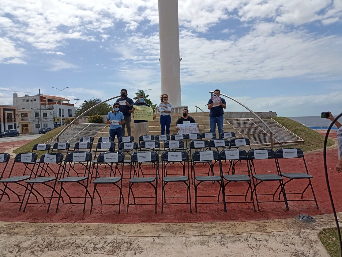 Para protestar por la ola de inseguridad que enfrenta el gremio periodístico, en Campeche reporteros montaron un plantón, el 14 de febrero de 2022. Foto Lorenzo Chim
