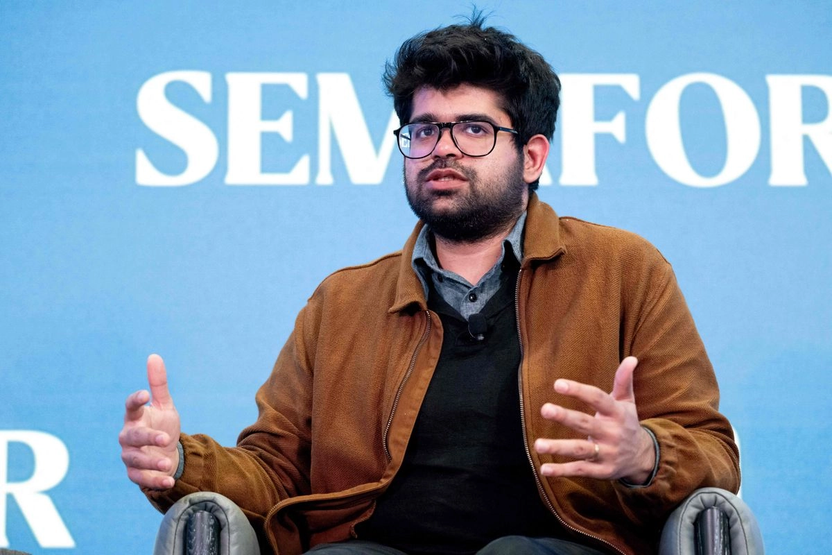 Aravind Srinivas, director ejecutivo de Perplexity, habla durante la Cumbre de Economía Mundial Semafor 2024 en Washington, D.C., el 18 de abril de 2024. Foto