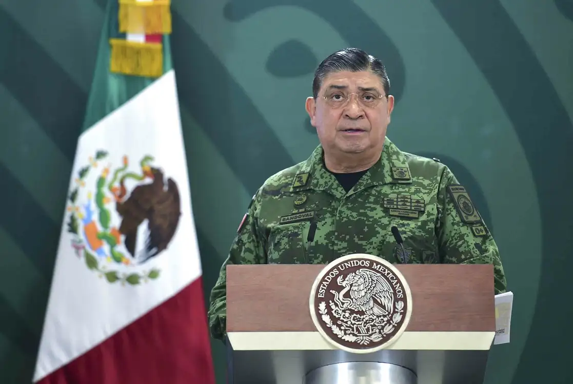 Luis Cresencio Sandoval González, secretario de la Defensa Nacional, durante la conferencia de prensa matutina en Apodaca, Nuevo León, el 13 de mayo de 2022. Foto cortesía Presidencia