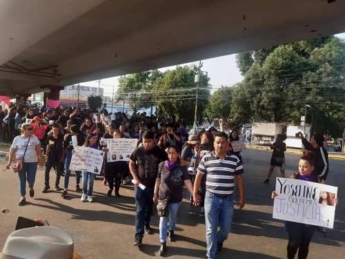 Habitantes de Coacalco, estado de México, marcharon en febrero para exigir a las autoridades activar la alerta de género en dicha localidad luego del asesinato de dos jóvenes. Foto La Jornada / Archivo