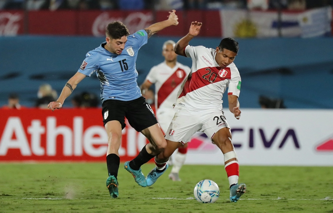 Perú cayó 0-1 en el duelo eliminatorio de la Conmebol ante Uruguay. Foto Afp