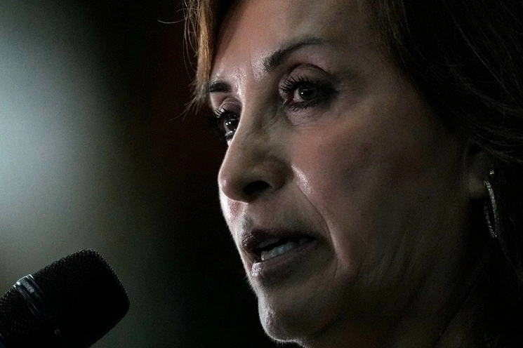 Dina Boluarte, presidenta de Perú. Foto Ap
