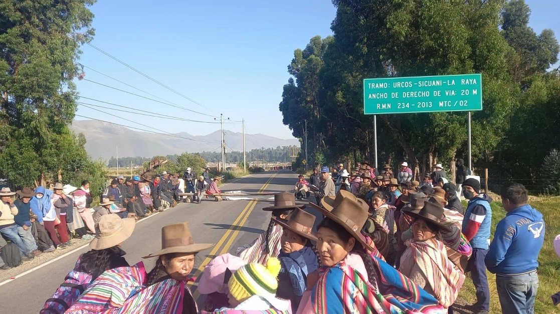 Paro agrario en Cusco, Perú. Foto tomada de la cuenta de Twitter @gabyxcusco