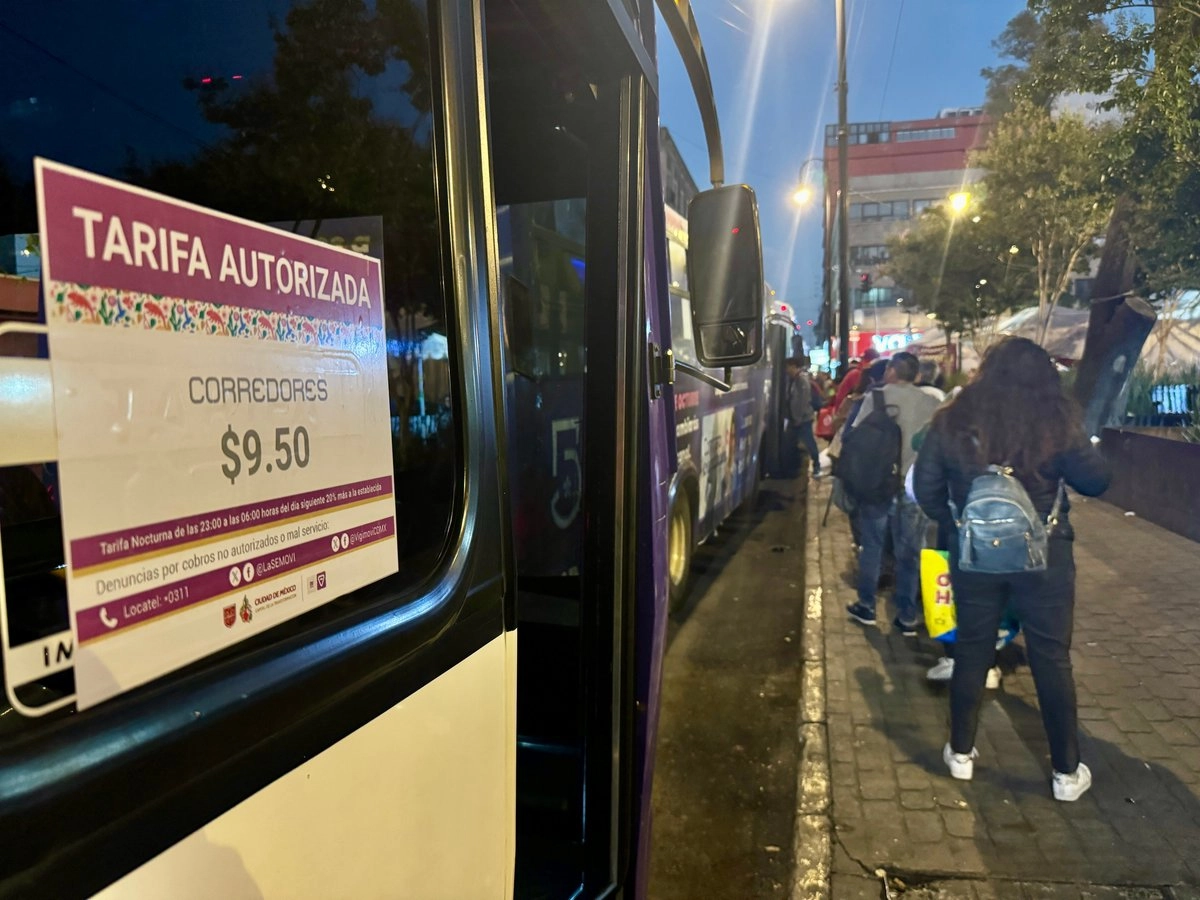 Nueva tarifa publicada en autobuses de la CDMX. Foto