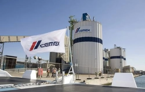 Las ventas de Cemex en México, su principal negocio y origen de casi una tercera parte de sus ingresos consolidados, crecieron 20 por ciento, gracias a un sólido desempeño en todos sus segmentos de productos. Foto ‘La Jornada’ / Archivo