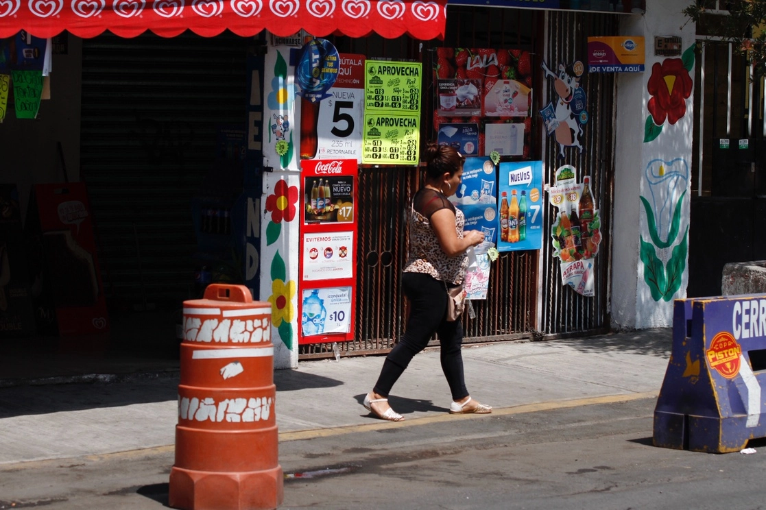 Las ventas de las tienditas cerraron 2020 con un crecimiento anual de 8.5 por ciento, pese a las afectaciones de la pandemia de Covid-19, reveló la Asociación Nacional de Abarroteros Mayoristas. Foto Cristina Rodríguez / Archivo