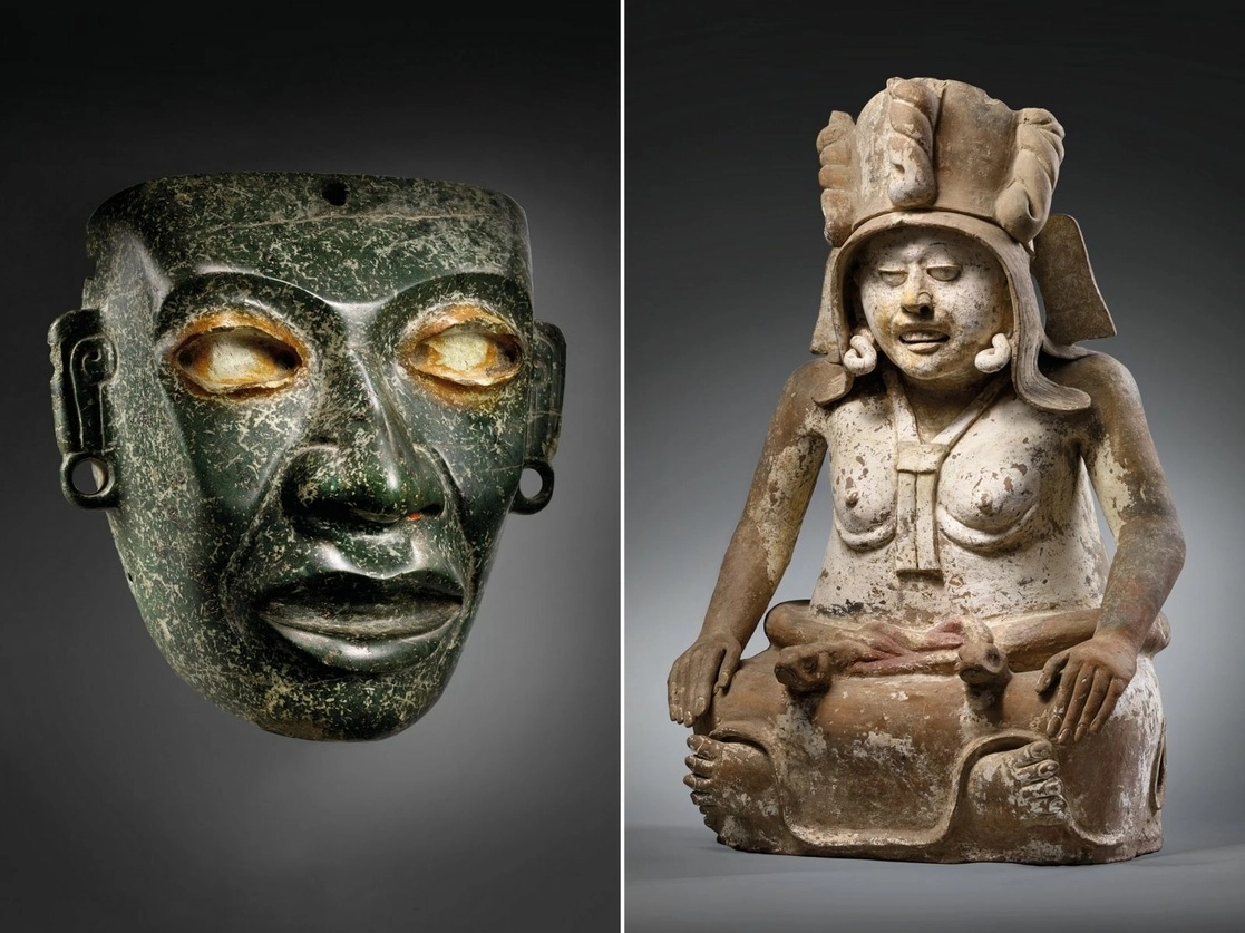 Una máscara atribuida a la cultura teotihuacana, fechada entre 450-650 d.C., se subastó por 437 mil 500 euros mientras que una estatua de Cihuatéotl, diosa de las mujeres que mueren al dar a luz, obtuvo la cifra más alta, al venderse por 500 mil euros. Foto tomada del sitio https://christies.com / Archivo 