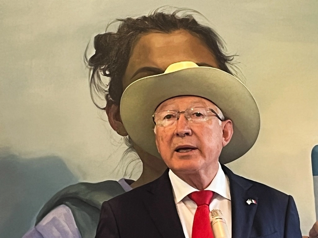 En una breve declaración de Salazar, difundida hoy por la embajada estadounidense, contestó que ante los cuestionamientos que han recibido “sobre una supuesta solicitud del Gobierno de México para limitar o suspender ciertas actividades de aplicación de la ley entre los gobiernos de Estados Unidos y México. Foto Víctor Camacho/ Archivo 
