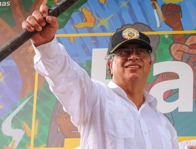 Tras la denuncia, el jefe de Estado recibió muestras de solidaridad en redes sociales con mensajes que reproducen la etiqueta #TodosConPetro. Foto @petrogustavo 