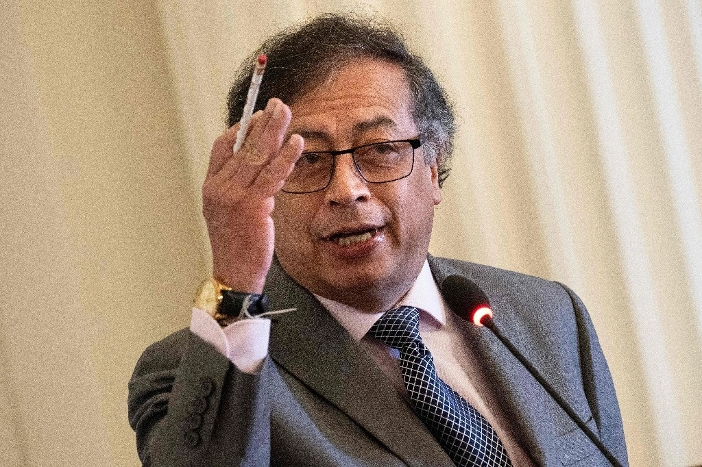 El presidente de Colombia, Gustavo Petro, pidió la renuncia de todo su gabinete en medio de las dificultades que enfrenta el gobierno para que sus proyectos de ley sean aprobados en el Congreso. Foto Afp / Archivo 