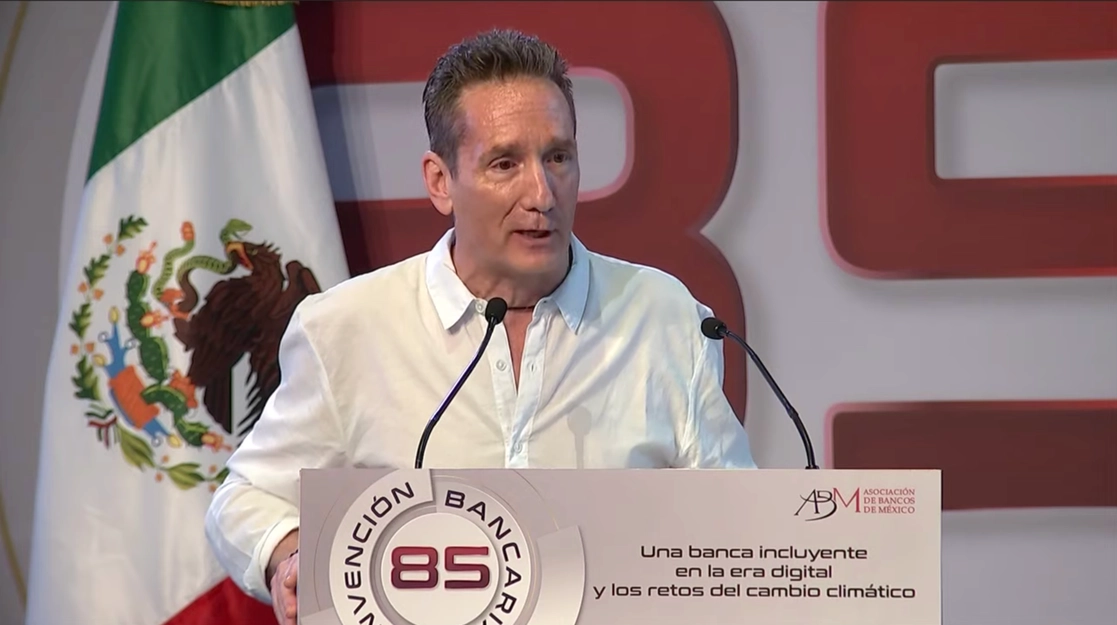 El presidente de la Asociación de Bancos de México (ABM), Daniel Becker Feldman. Foto Presidencia



