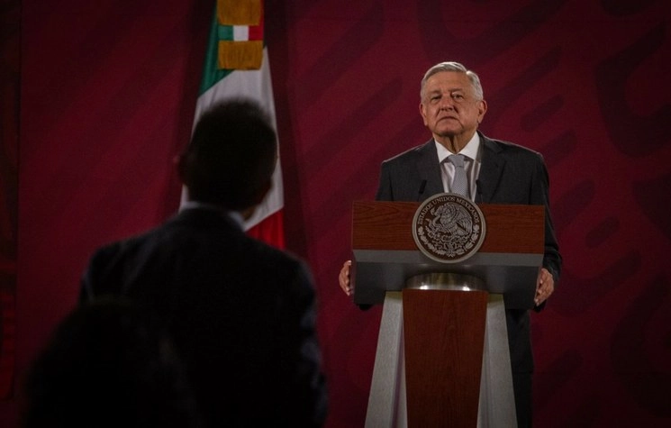 El presidente Andrés Manuel López Obrador en la conferencia matutina en Palacio Nacional. Foto Cuartoscuro
