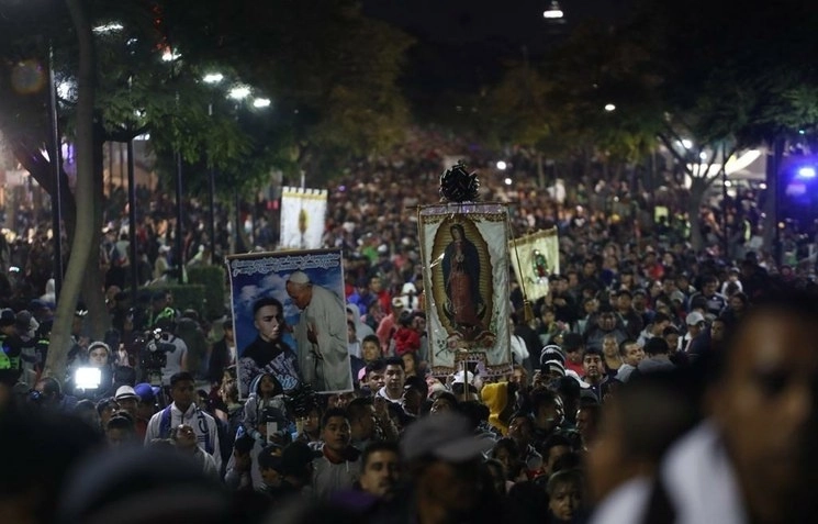 Caminata por la celebración a la Virgen de Guadalupe el 12 de diciembre de 2020. Foto Yazmín Ortega Cortés / Archivo