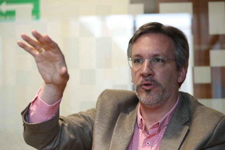 La candidatura de John Ackerman fue ratificada por la CNDH. Foto Yazmín Ortega Cortés