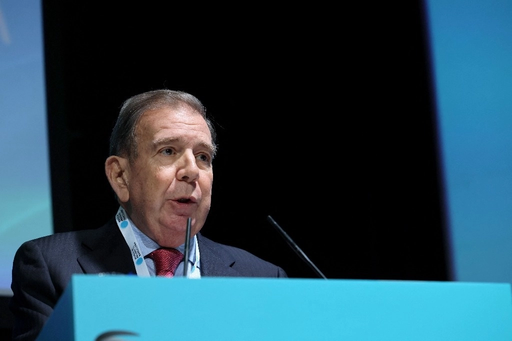 El candidato presidencial de la oposición venezolana, Edmundo González, durante el Foro 'World in Progress Barcelona' en Barcelona el 14 de octubre de 2024. Foto Afp