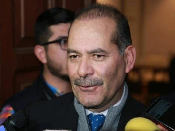 “No al enfrentamiento sino a aquello que nos convierta en un país con libertades, derechos e igualdad para todos” y por la construcción de un país más próspero y seguro, afirmó el gobernador de Aguascalientes, Martín Orozco. Foto Claudio Bañuelos / Archivo