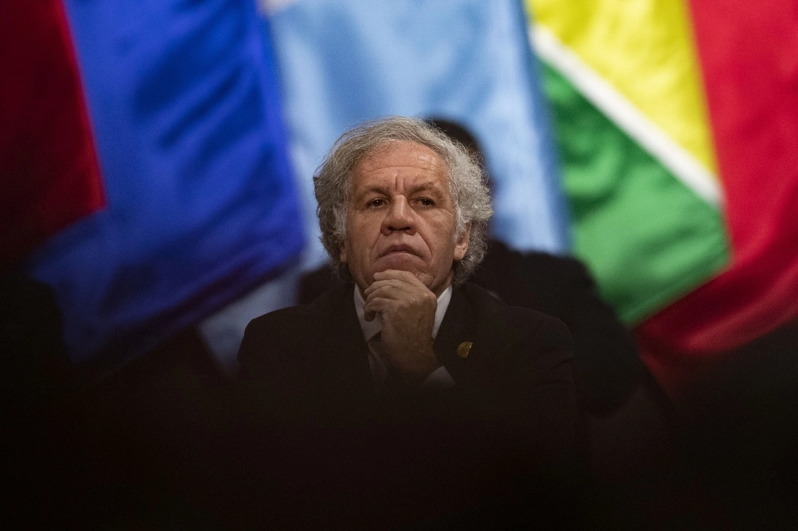 El secretario general de la Organización de los Estados Americanos, Luis Almagro, asiste a la apertura de la 52 Asamblea General de la OEA en Lima, Perú, el 5 de octubre de 2022. Foto Ap