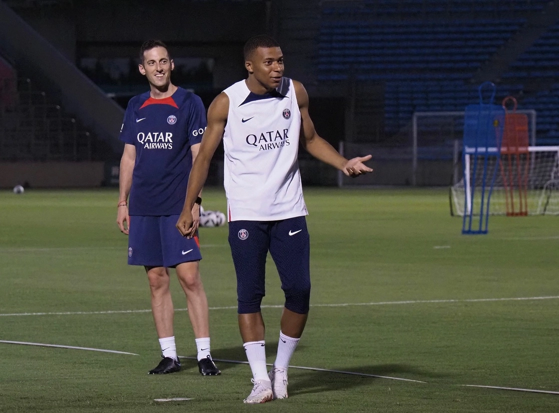 Kylian Mbappé durante una gira del PSG por Japón, el 22 de julio de 2022. Foto Afp