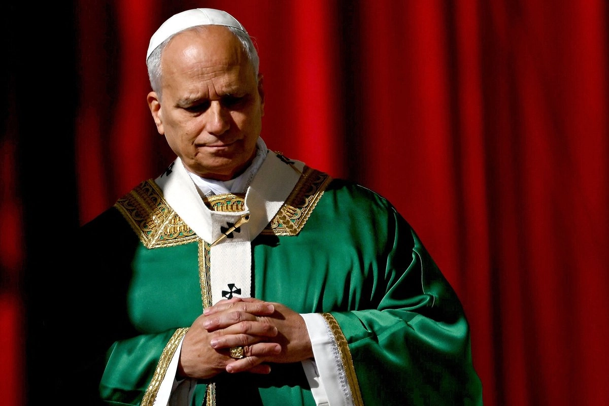 El papa León XIV oficia la misa de la Vida Consagrada en la Plaza de San Pedro, en el Vaticano, el 9 de octubre de 2025. Foto 