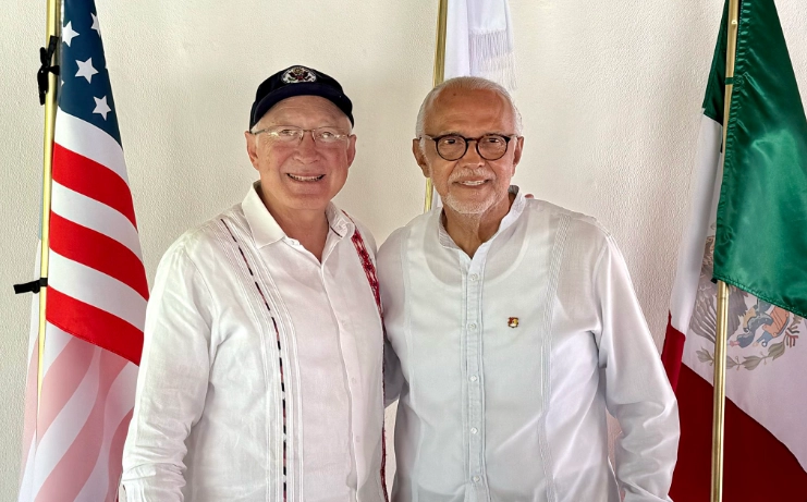 Un día después de que la presidenta Claudia Sheinbaum Pardo informó que cualquier reunión o tema que el embajador busque tratar con las autoridades mexicanas, deberá hacerlo a través de la cancillería, el enviado de Washington publicó una declaración en la que da cuenta de una visita Nayarit y de una reunión con el gobernador Miguel Ángel Navarro. 
Foto @USAmbMex 