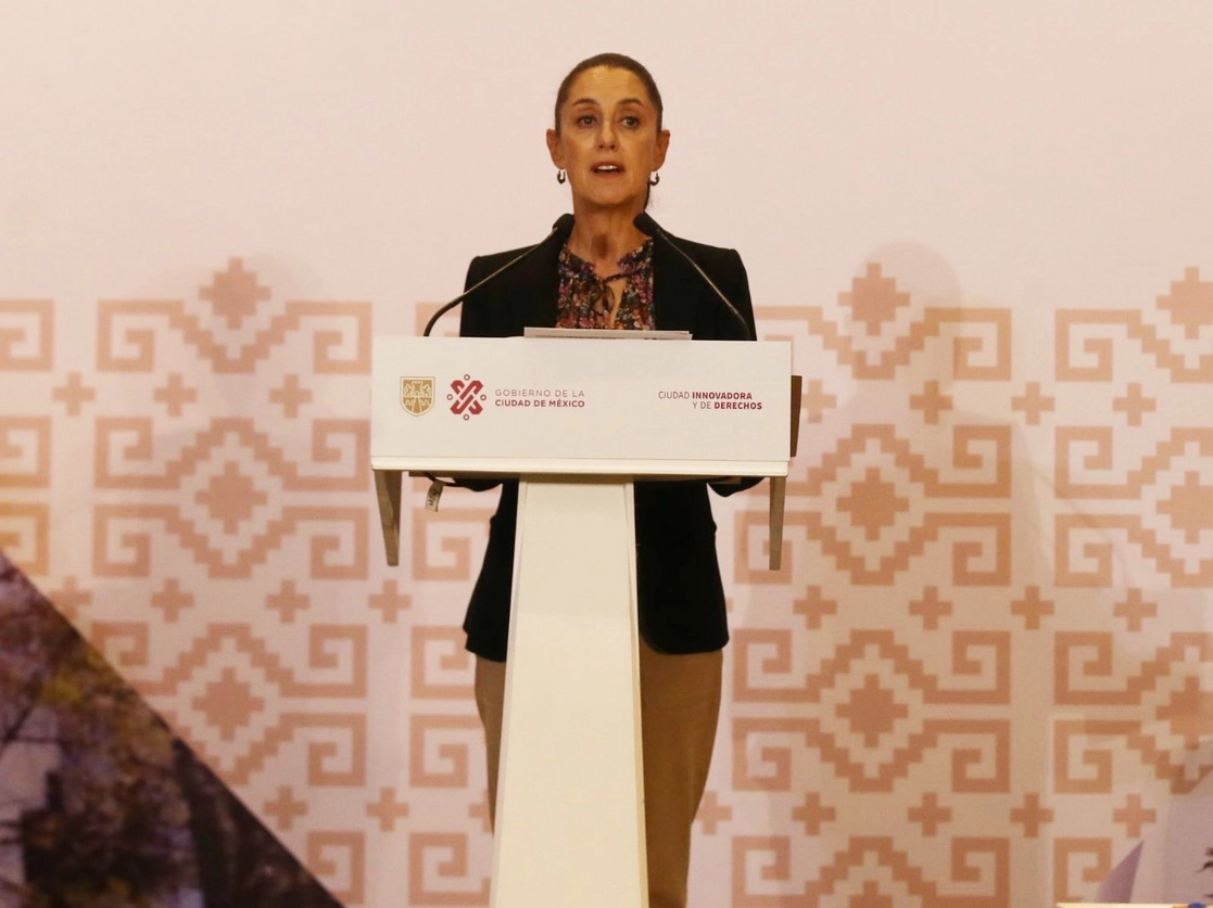 La jefa de Gobierno de la Ciudad de México, Claudia Sheinbaum, confirmó que la Fiscalía General del Estado de Morelos entregó a su par en la Ciudad de México la carpeta de investigación que se abrió tras el hallazgo del cuerpo de Ariadna Fernanda López en la inmediaciones de la autopista La Pera-Cuautla. Foto Yazmín Ortega Cortés / Archivo