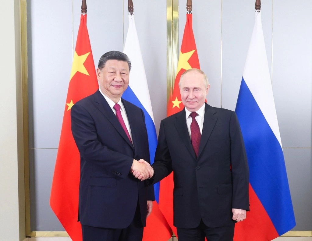 Los dos jefes de Estado también intercambiaron opiniones sobre asuntos regionales e internacionales de interés común. Foto Xinhua.