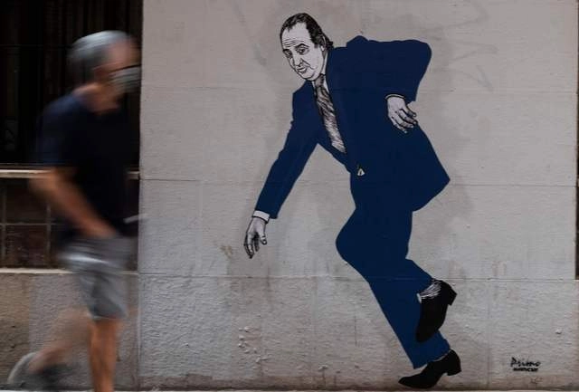 Grafitti de Juan Carlos I hecho por el artista callejero ‘El Primo de Banksy’ en Valencia, España. Foto Afp