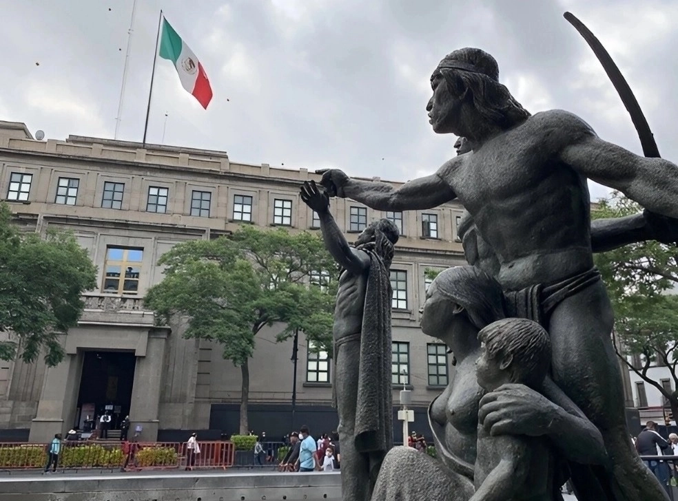 En la Corte, está en análisis un proyecto de sentencia que propone anular el segundo párrafo del Artículo 19 constitucional que ordena aplicar la prisión preventiva oficiosa en una veintena de delitos. Foto  Foto José Antonio López / Archivo