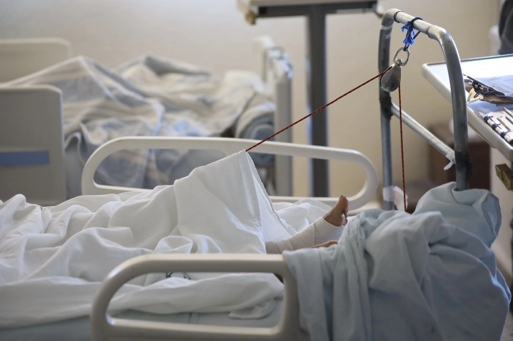 El hospital Dr. Aurelio Valdivieso atraviesa por una crisis severa que ha obligado a cancelar operaciones por la falta de insumos. Foto Jorge A. Pérez