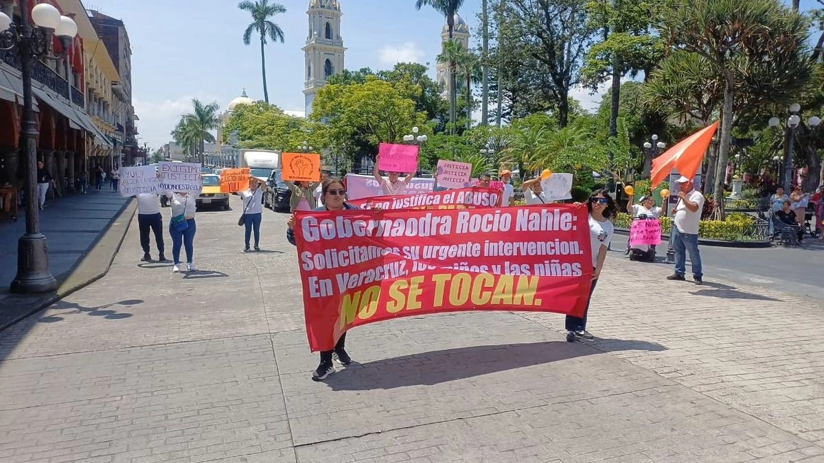 Según la fiscalía los hechos por los que se le señalan ocurrieron entre 2020 y 2024, cuando el prelado se desempeñaba en iglesias de Tierra Blanca y Cuitláhuac, donde se cometió el abuso en contra de una menor. Foto 