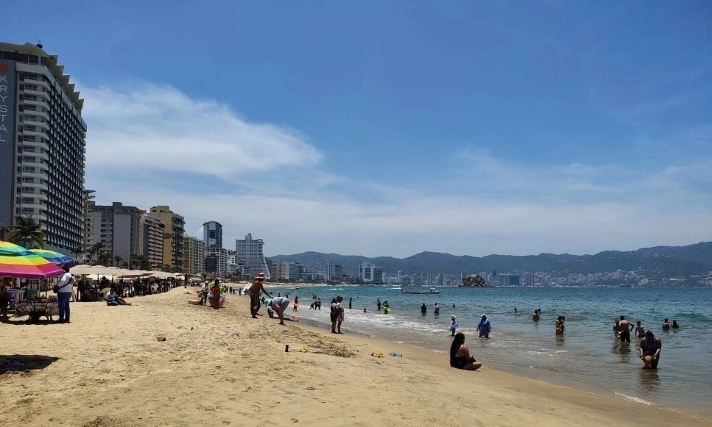 Turismo en Acapulco en imagen de archivo. Foto La Jornada