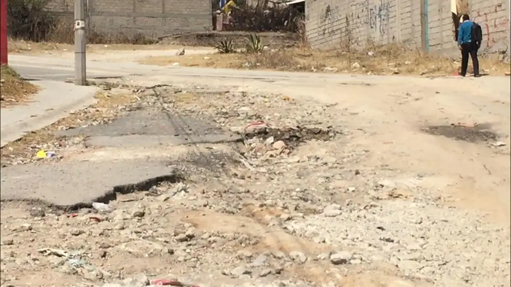 Una de las calles del fraccionamiento. Foto La Jornada