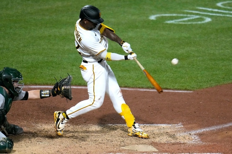 Andrew McCutchen de los Piratas de Pittsburgh es el jugador 291 de Grandes Ligas que llega a la marca de los dos mil imparables. Foto Ap 