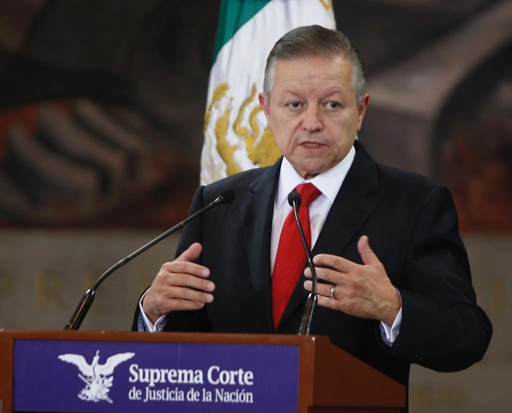 El ministro presidente de la SCJN, Arturo Zaldívar durante conferencia de prensa. Foto Guillermo Sologuren