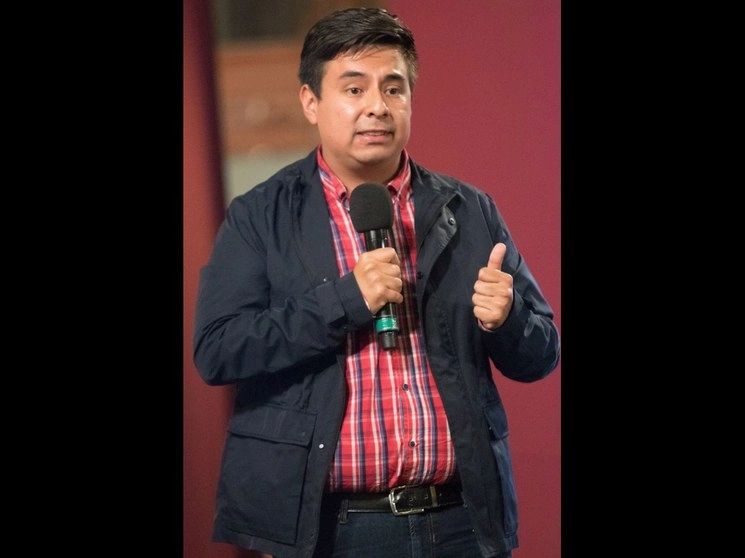 El director del Instituto Mexicano de la Juventud, Guillermo Santiago, recordó que la población femenina es más vulnerable a las situaciones de violencia familia. Foto Cuartoscuro