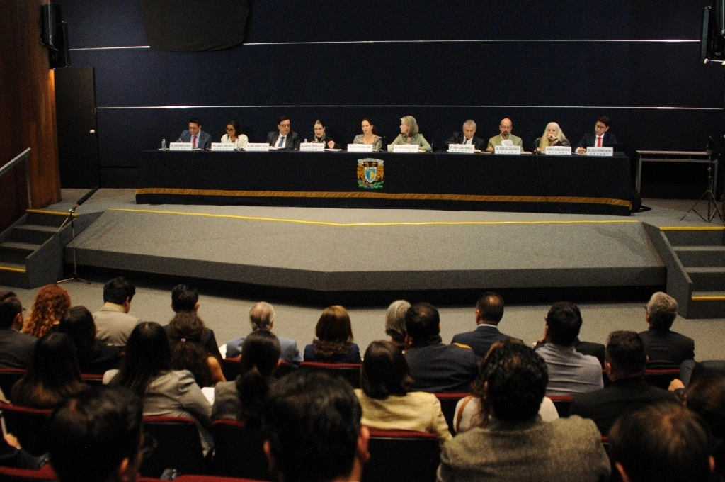 Lomelí Vanegas reiteró el compromiso de la UNAM con la justicia y el bienestar del país. Foto dgcs.unam.mx