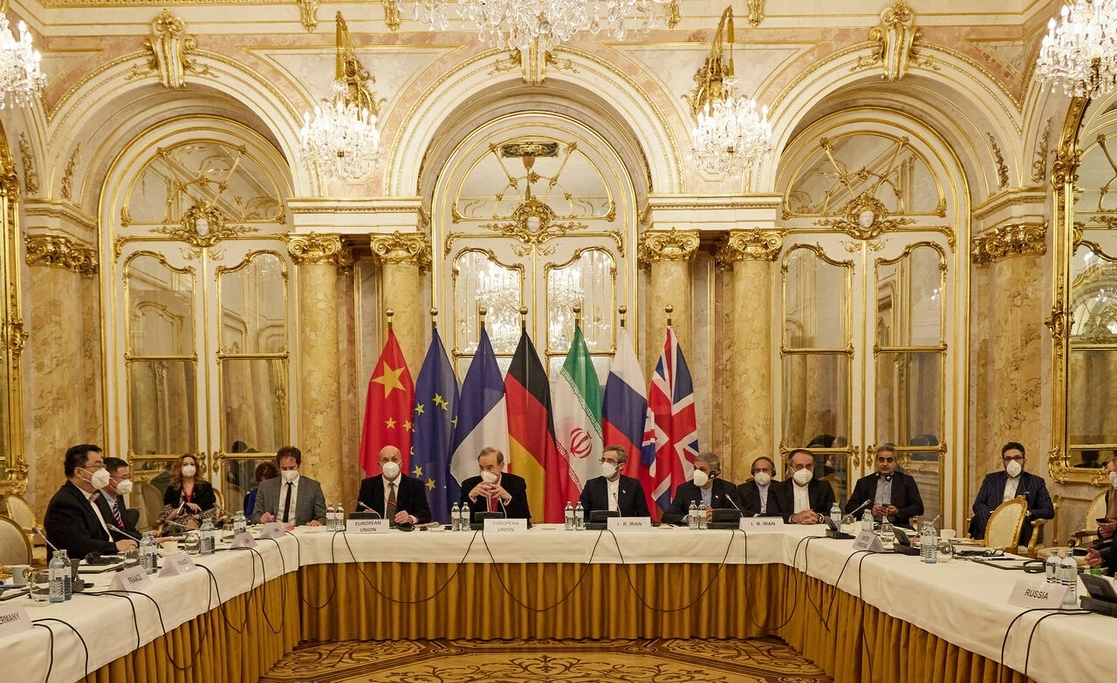 Representantes de Irán, China y Rusia, Reino Unido, Francia y Estados Unidos se reunieron en Viena para intentar salvar el acuerdo nuclear de 2015. Foto Afp