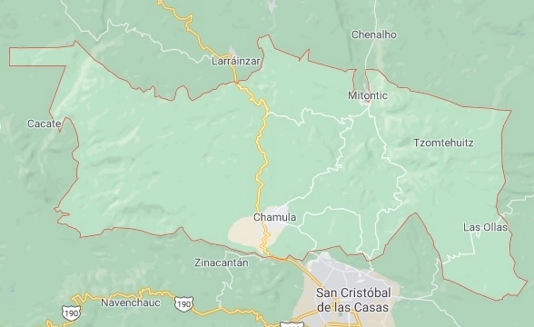 Desde hace 15 días retienen vehículos de la CFE, de empresas refresqueras y de frituras en San Juan Chamula, Chiapas. Foto Tomada de Google Maps