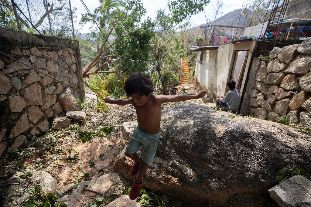 Los indicadores de pobreza extrema en México afectan en mayor medida a niñas y niños de primera infancia. Foto Alfredo Domínguez