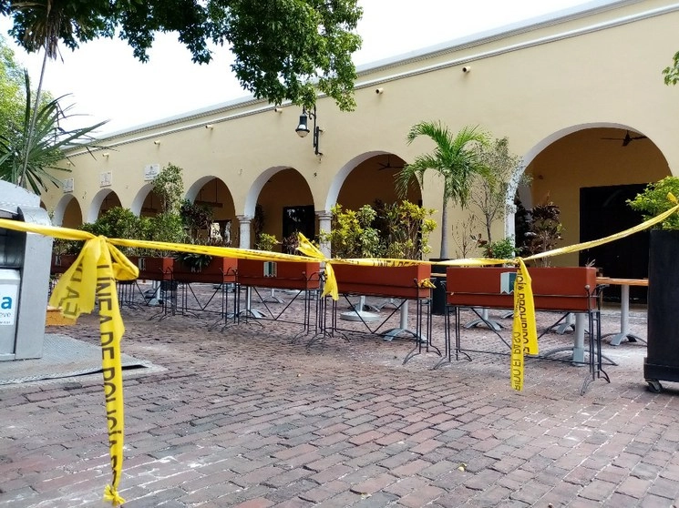 Restaurantes de Yucatán podrán abrir con un funcionamiento del 25 por ciento. Foto Abraham Bote