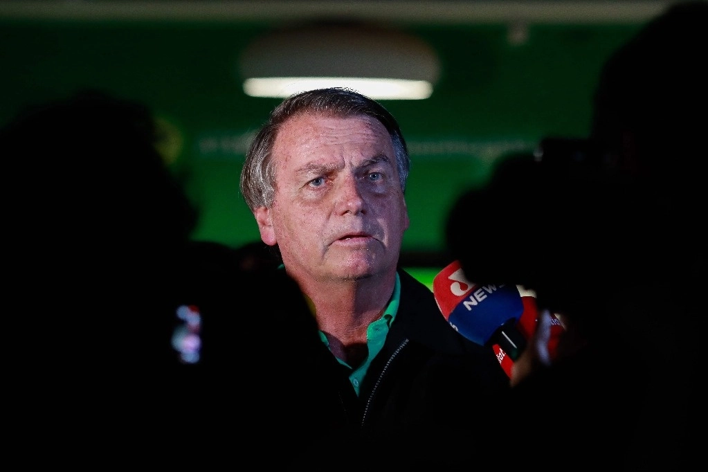 El ex presidente brasileño Jair Bolsonaro está entre los objetivos de una operación lanzada por la Policía Federal que investiga el intento de golpe de Estado orquestado tras las elecciones de 2022. Foto Afp / Archivo