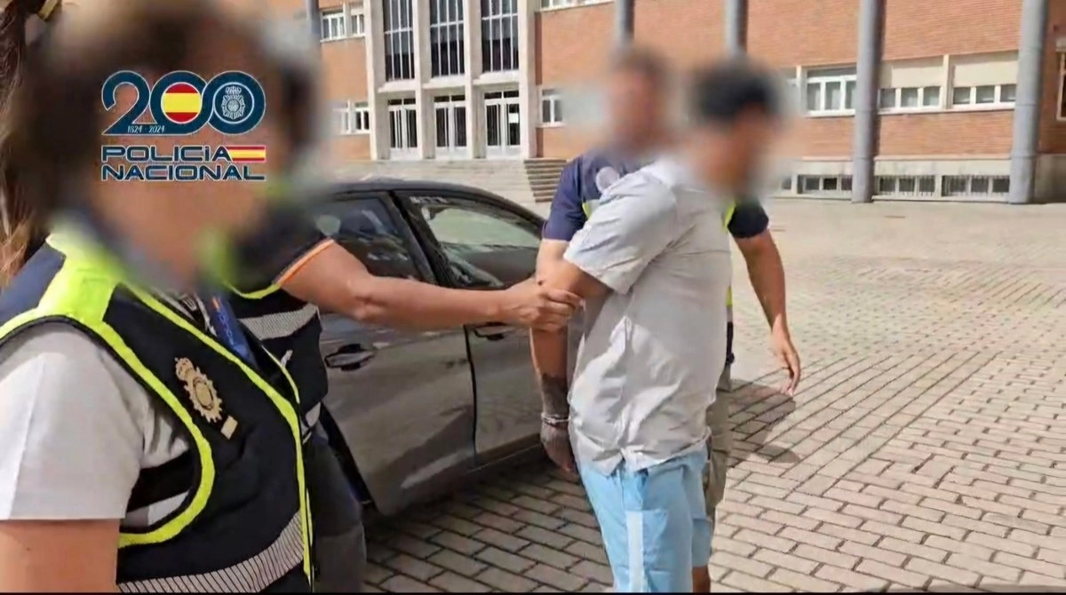 La Policía Nacional española identificó y desarticuló la primera célula del cártel del Tren de Aragua. La operación policial se saldó con 13 detenidos. Foto 