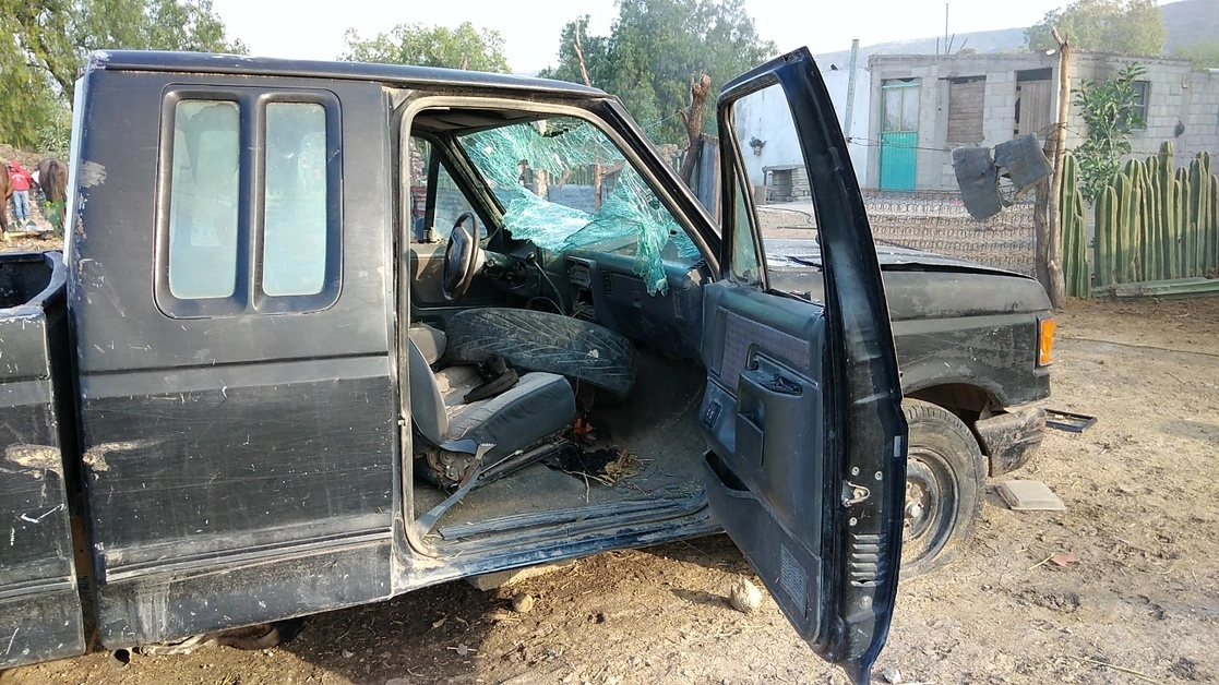 Luego del feminicidio de Denisse García ocurrido en abril pasado, familiares quemaron el auto y la casa del presunto violador y hoy detenido, José Ramiro Mera López. Foto Juan Ricardo Montoya

