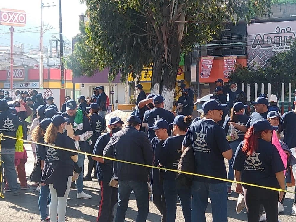 Protesta policiaca contra el gobierno de la alcaldesa mexiquense, Olga Medina. Foto La Jornada