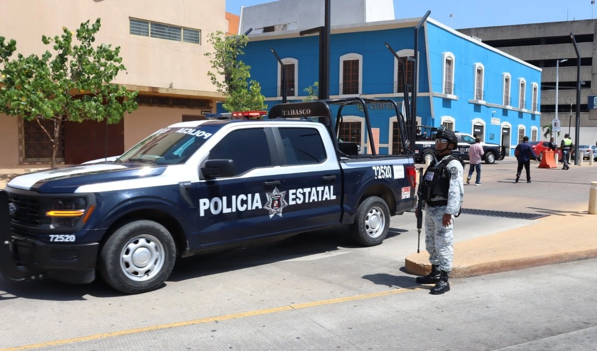 La FGE informó en un comunicado que derivado de la indagatoria que realiza el Ministerio Público y la Dirección de Policía de Investigación, personal especializado en criminalística y peritos, cumplimentaron ayer las órdenes de aprehensión contra cuatro uniformados por el delito de homicidio.